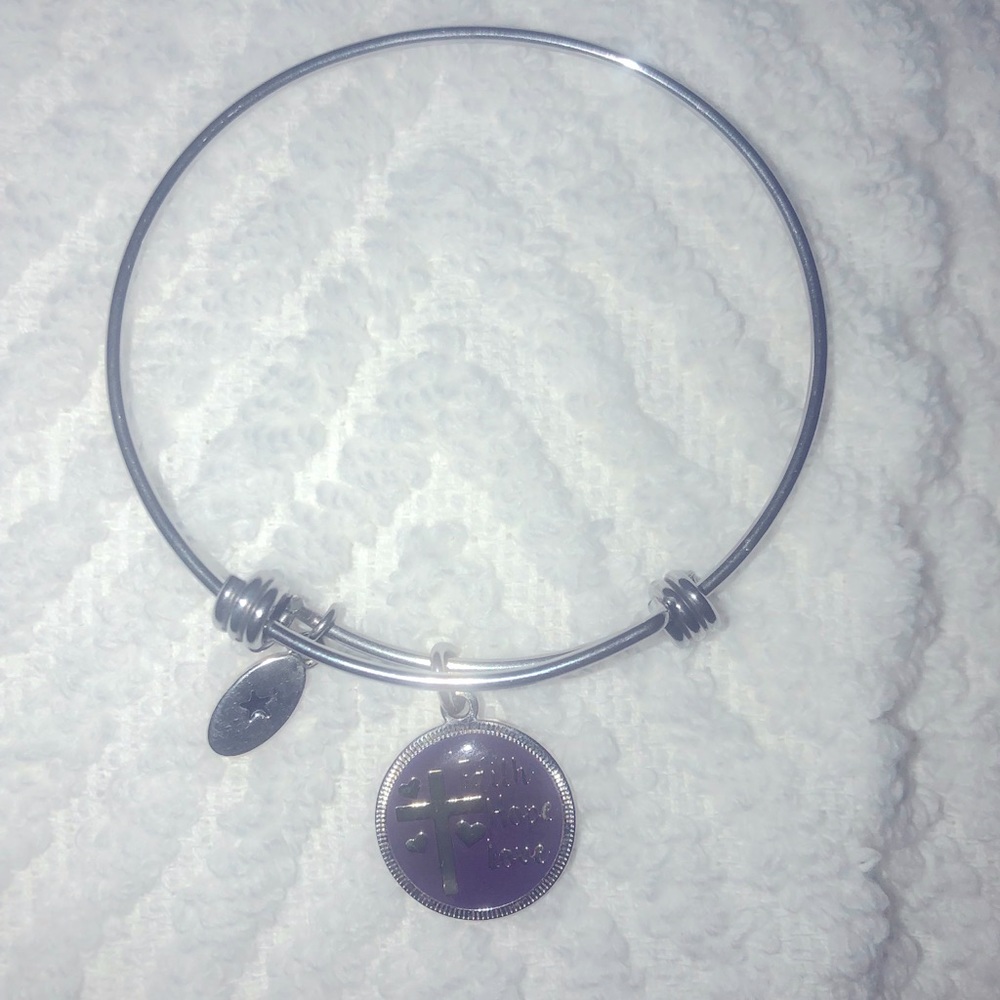 Unwritten Braclet Faith Hope Love ❤️